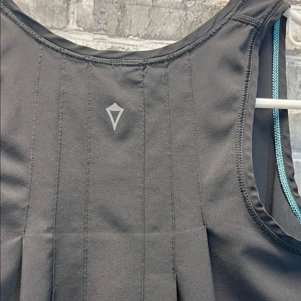 Girl's IVIVVA‎ top